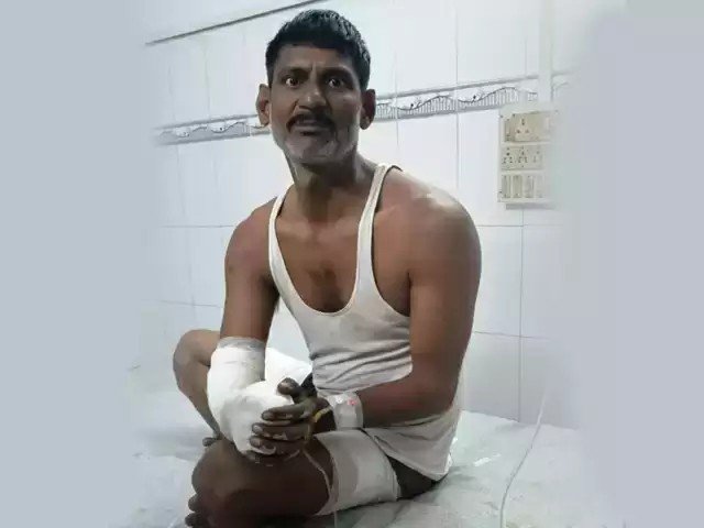 Electricity Department Update: फीडर शटडाउन में गलती से बिजली कर्मचारी के लगा करंट